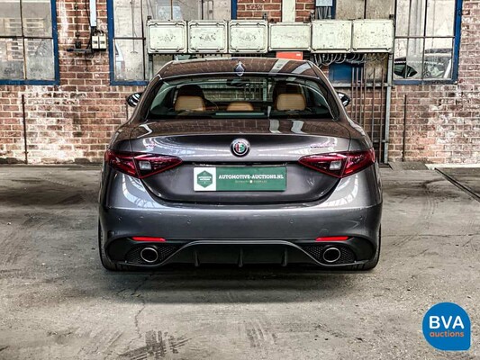 Alfa Romeo Giulia VELOCE 2.2 AWD 2017 209pk ORG-NL, NS-867-T