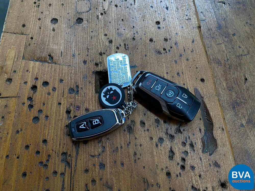 Ford Mustang Convertible 309HP 2015 SPECIAL, XS-112-J.