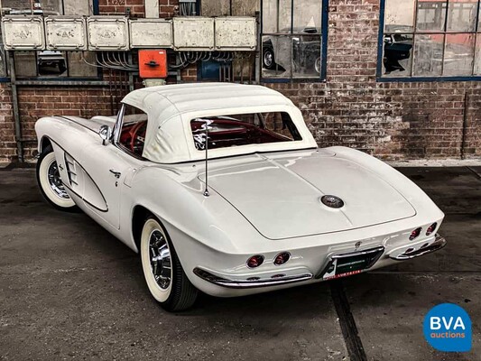 Chevrolet Corvette C1 Cabrio V8 Handbuch 283 230 PS 1961, DZ-97-56.