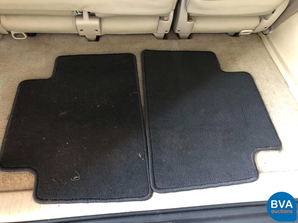 Toyota Land Cruiser 3-door 3.0 D-4D VX Automatic 2010, 01-LHF-8.