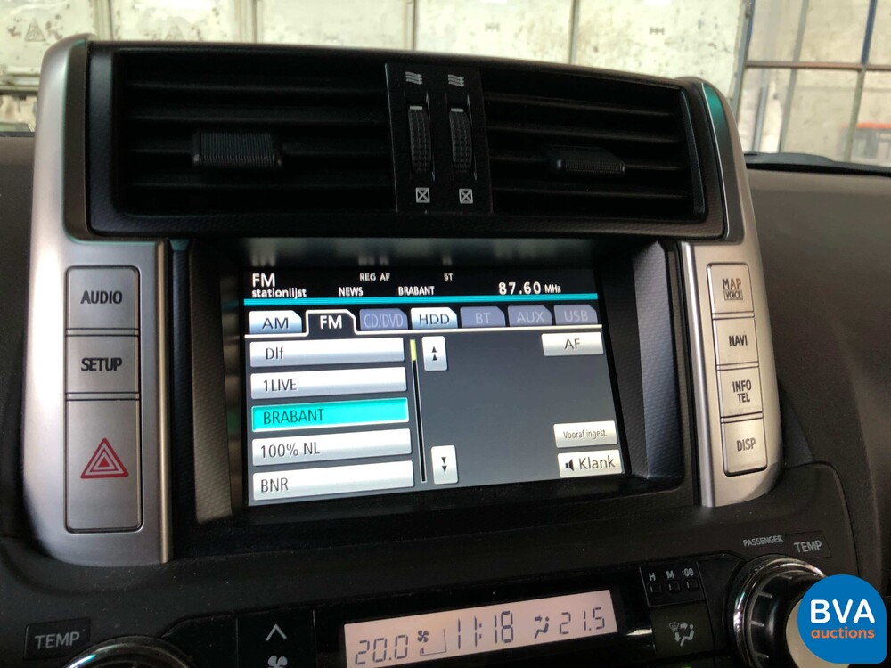 Toyota Land Cruiser 3-door 3.0 D-4D VX Automatic 2010, 01-LHF-8.