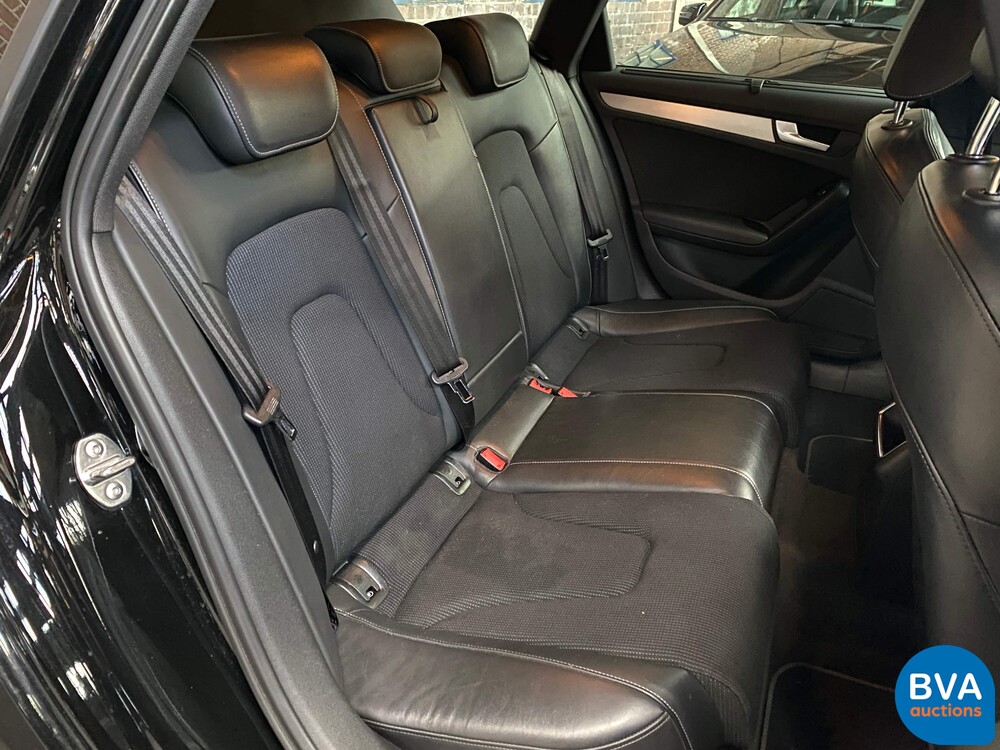 Audi A4 Avant2.0 TDI S-Line Automatik 140 PS 2014.