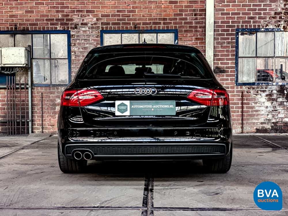 Audi A4 Avant2.0 TDI S-Line Automatik 140 PS 2014.
