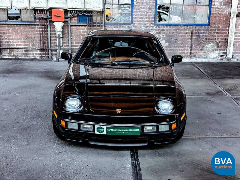 Porsche 928S4.7 V8 1984.