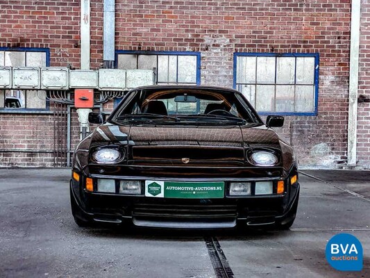 Porsche 928S4.7 V8 1984.