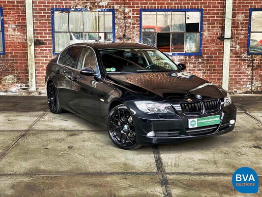 BMW 325xi 3-Serie 218pk 2005, 73-LGJ-5