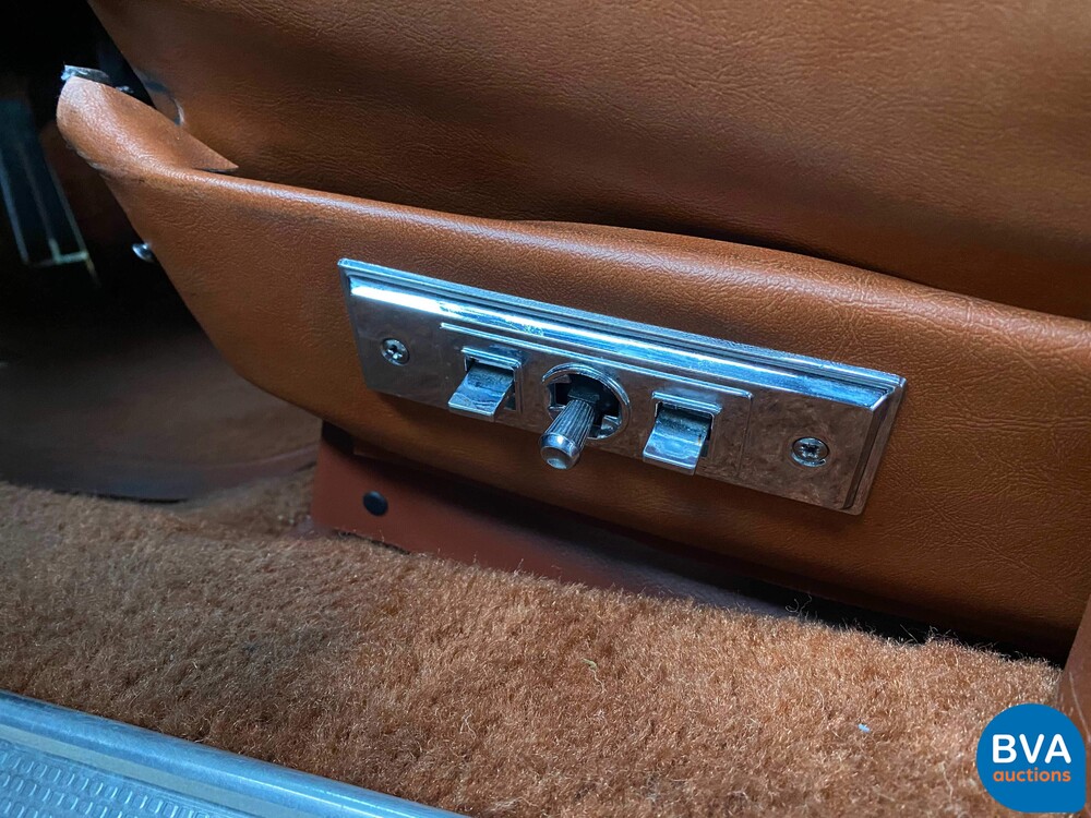 Cadillac Eldorado Coupe 6.9 V8 1977, 63-YD-33.