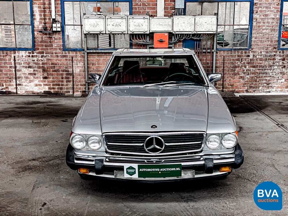 Mercedes Benz 560SL R107 1987.