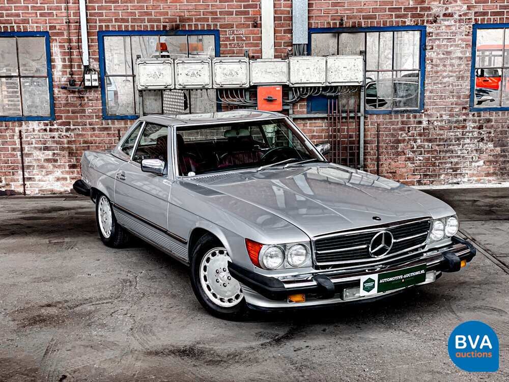 Mercedes Benz 560SL R107 1987.