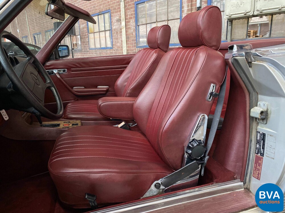 Mercedes Benz 560SL R107 1987.