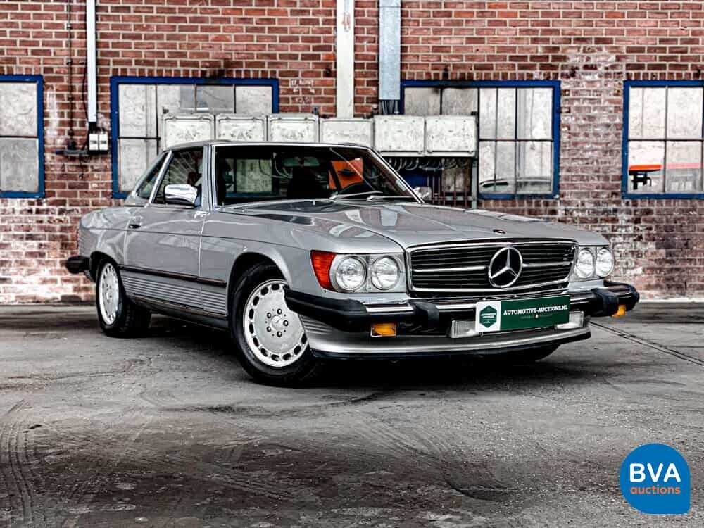 Mercedes Benz 560SL R107 1987.