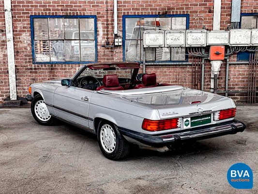 Mercedes Benz 560SL R107 1987.