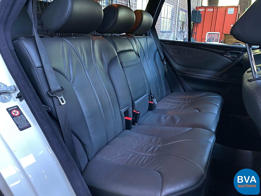 Mercedes-Benz E55 AMG Kombi 5.4 V8 354pk E-Klasse 2002 -YOUNGTIMER-, K-833-NL.