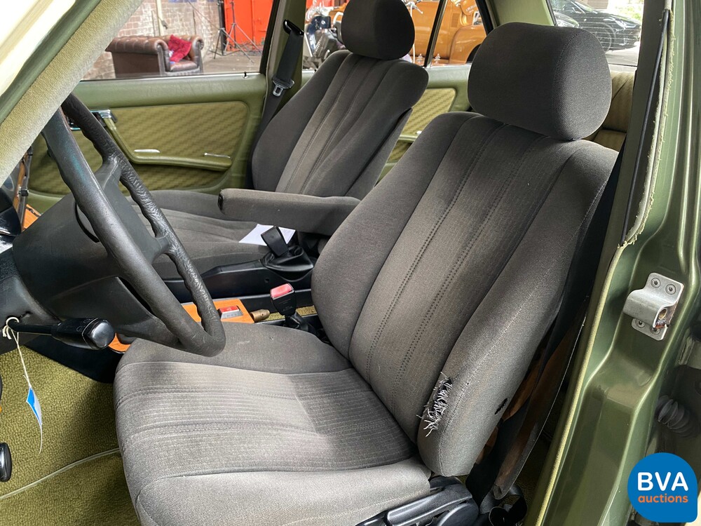 Mercedes-Benz 200-280 (W123) 280E 185hp 1981, 45-TB-HH.