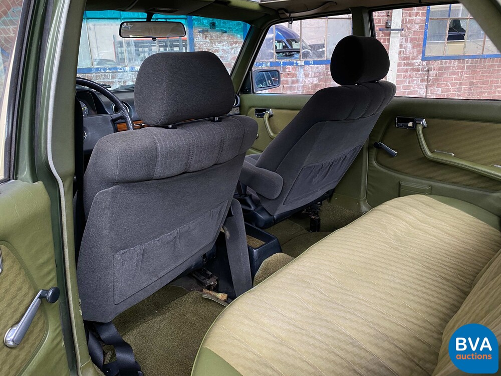 Mercedes-Benz 200-280 (W123) 280E 185hp 1981, 45-TB-HH.