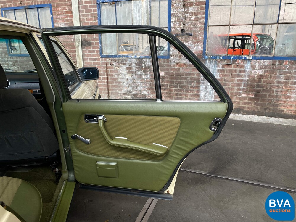 Mercedes-Benz 200-280 (W123) 280E 185hp 1981, 45-TB-HH.