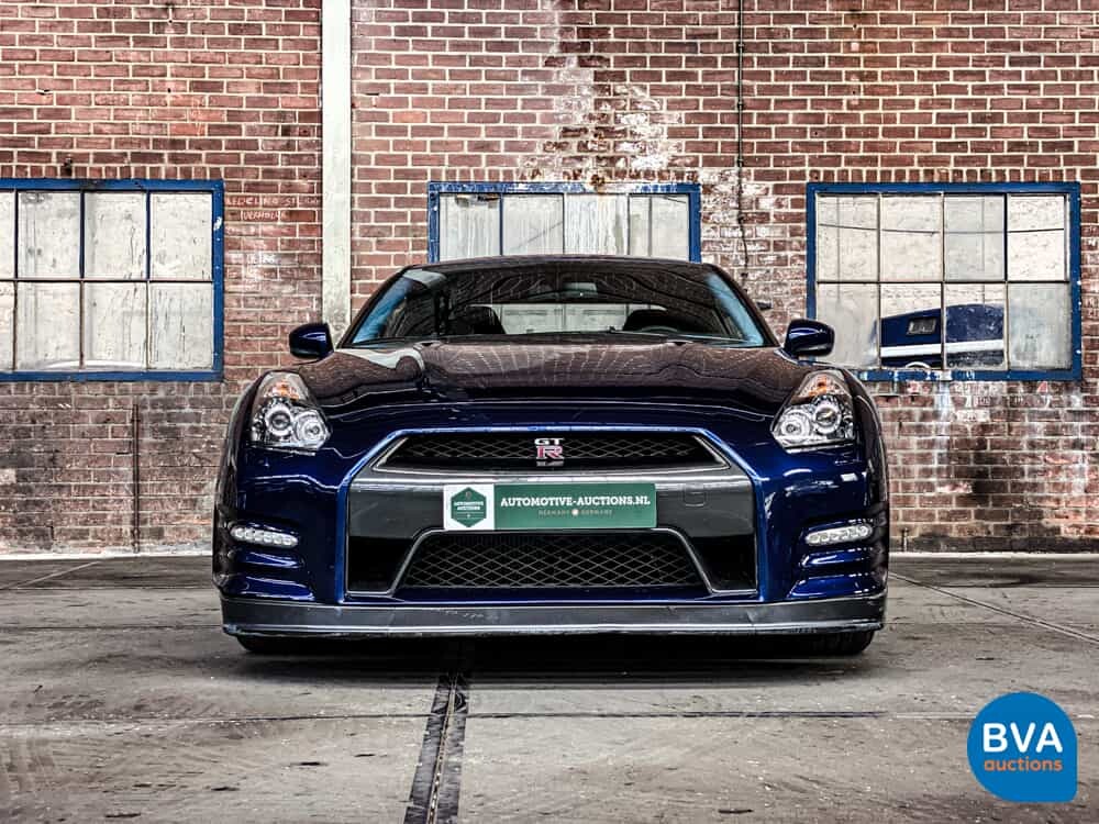 Nissan gtr r3