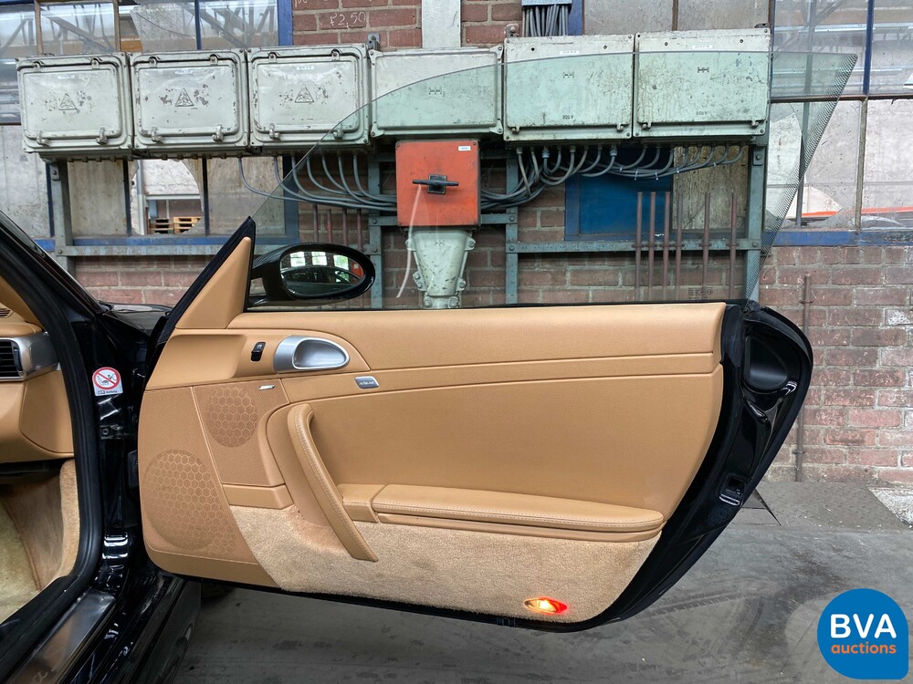 Porsche 911 Carrera Sport-Chrono 355pk 2005 -GT2 Look-, 56-GKL-1.