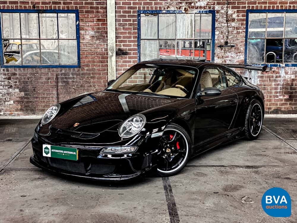 Porsche 911 Carrera Sport-Chrono 355pk 2005 -GT2 Look-, 56-GKL-1.