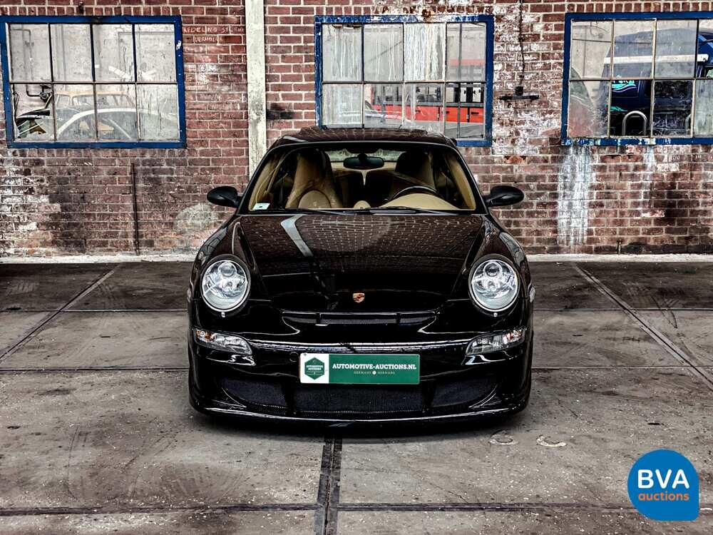 Porsche 911 Carrera Sport-Chrono 355pk 2005 -GT2 Look-, 56-GKL-1.