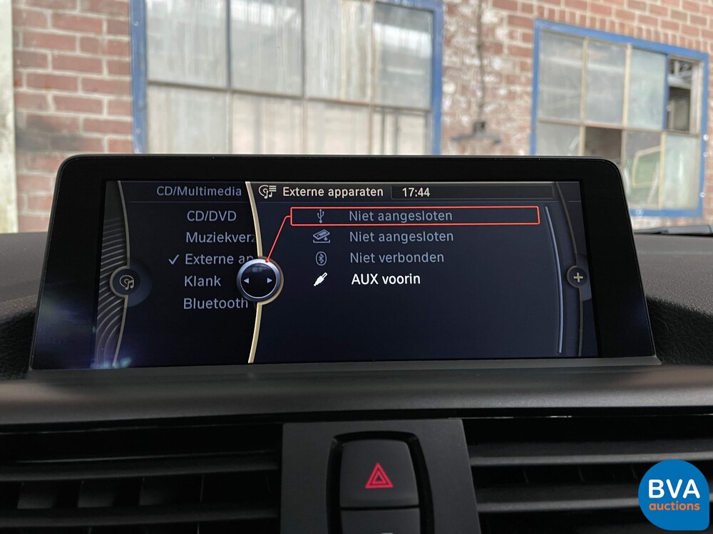 BMW M135i M-Sport 320pk M-Performance Schaltgetriebe 1-Serie 2012, NL Zulassung.