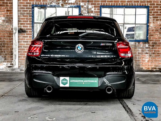 BMW M135i M-Sport 320pk M-Performance Manual transmission 1-Series 2012, NL registration.