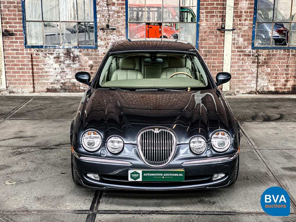 Jaguar S type 4.2 V8 Sport 298pk -Original NL- 2003, 82-LX-HS.