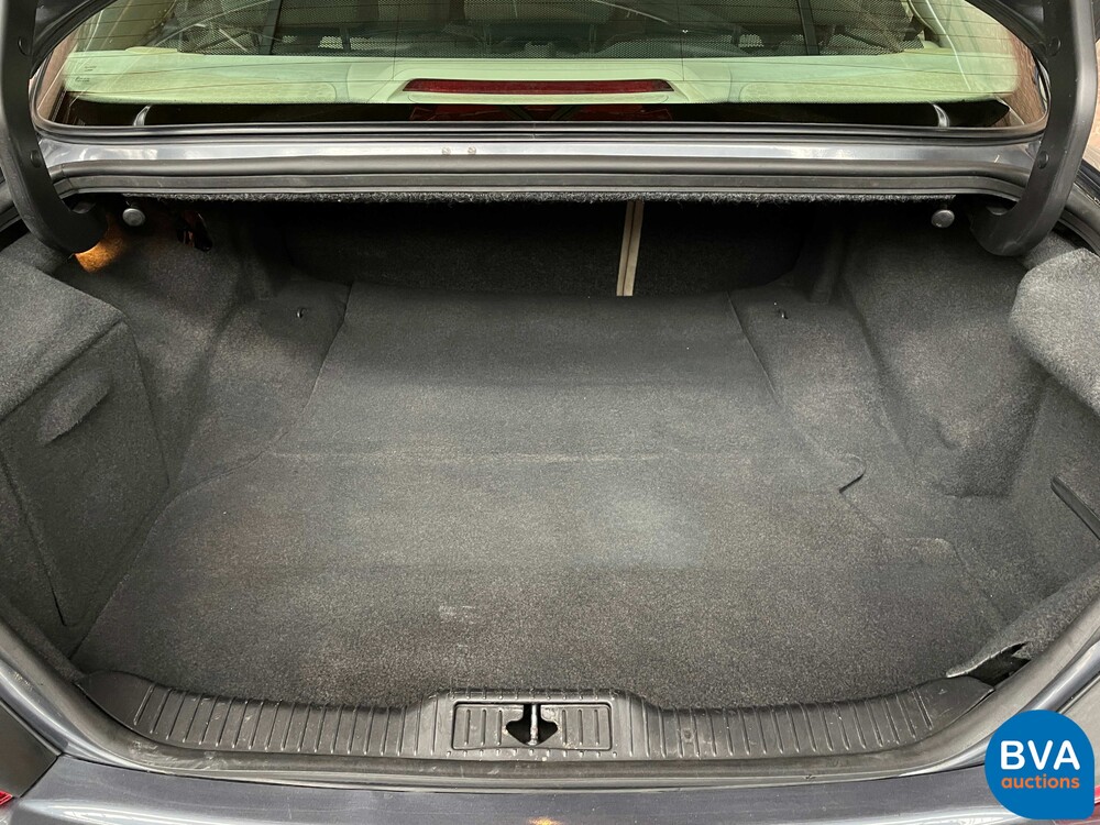 Jaguar S type 4.2 V8 Sport 298pk -Original NL- 2003, 82-LX-HS.