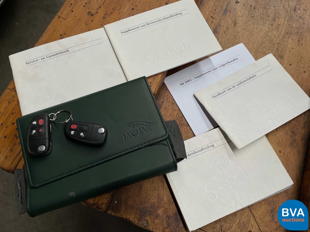 Jaguar S type 4.2 V8 Sport 298pk -Original NL- 2003, 82-LX-HS.
