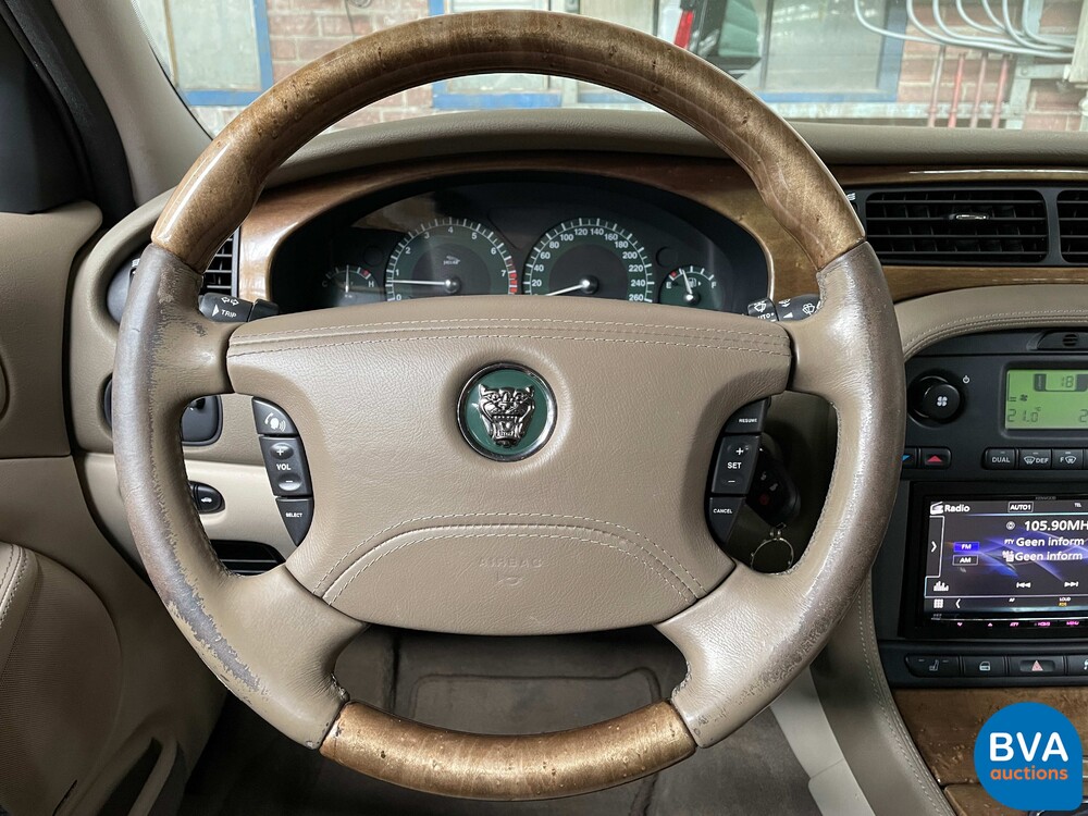 Jaguar S type 4.2 V8 Sport 298pk -Original NL- 2003, 82-LX-HS.