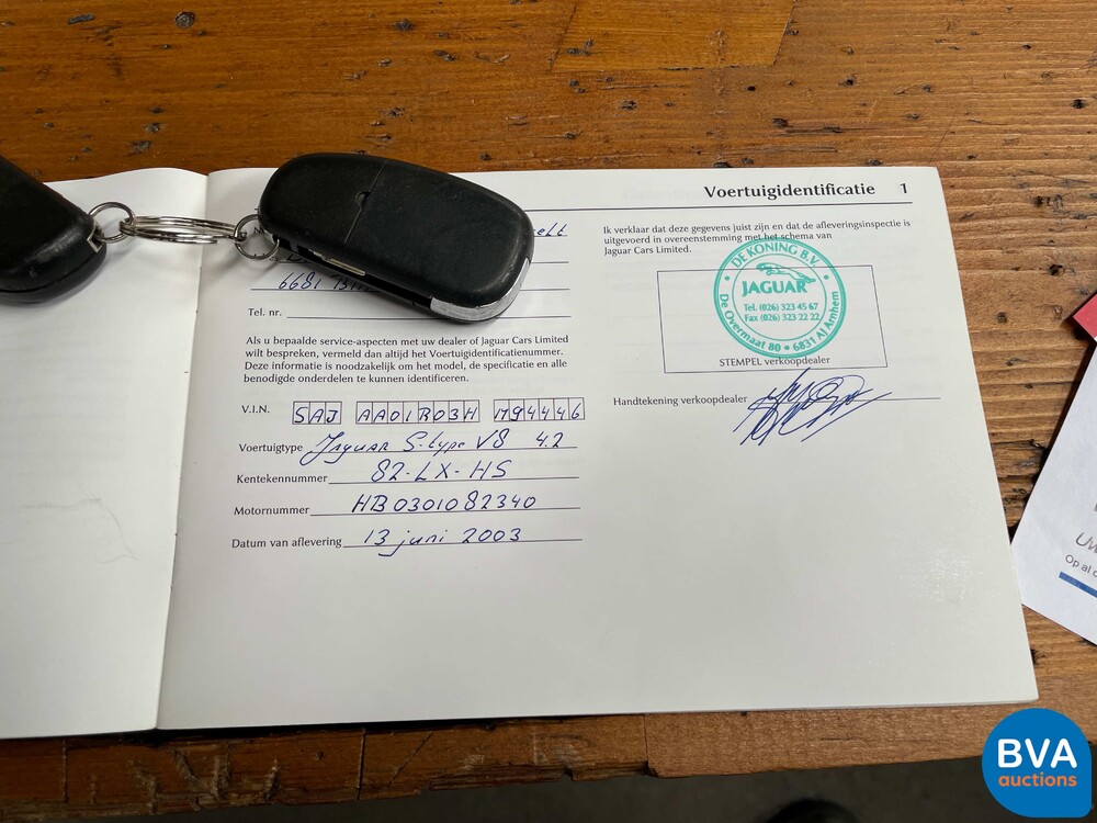 Jaguar S type 4.2 V8 Sport 298pk -Original NL- 2003, 82-LX-HS.