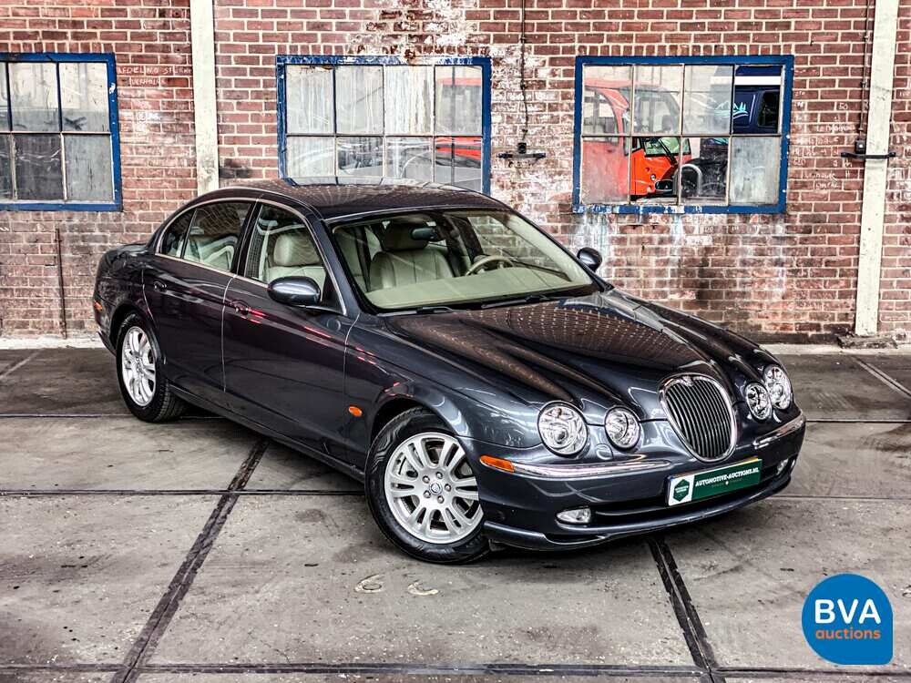 Jaguar S type 4.2 V8 Sport 298pk -Original NL- 2003, 82-LX-HS.
