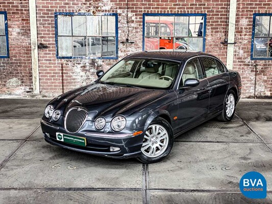 Jaguar S type 4.2 V8 Sport 298pk -Original NL- 2003, 82-LX-HS.