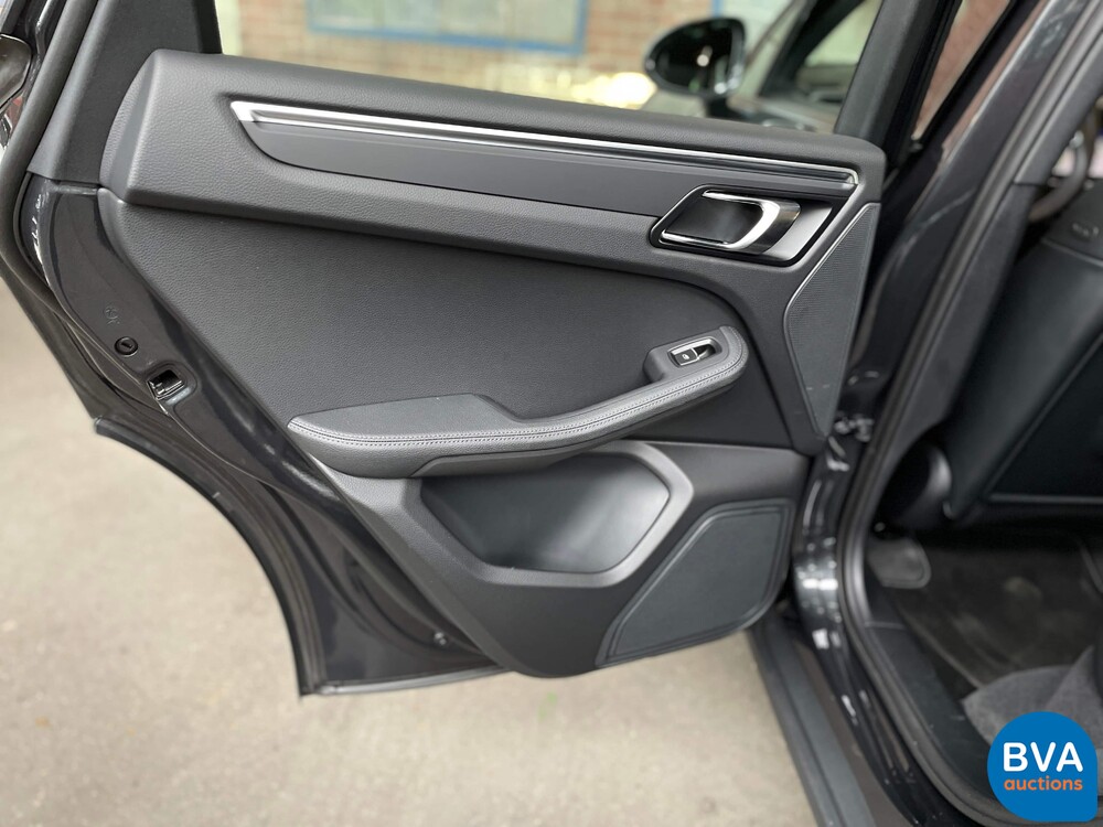 Porsche Macan 2.0 PDK 245hp 2021 -Warranty-.