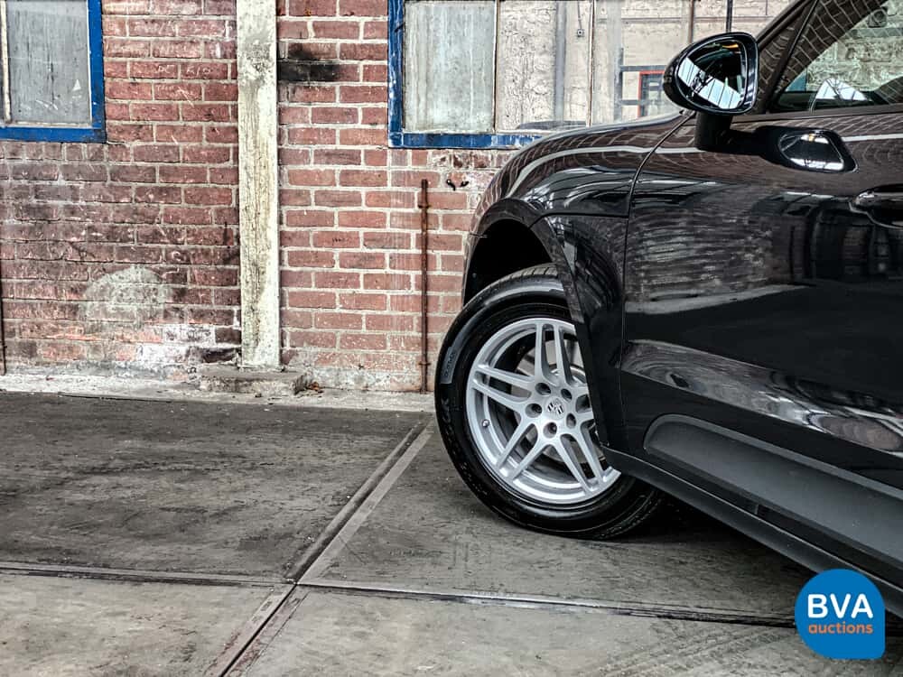Porsche Macan 2.0 PDK 245hp 2021 -Warranty-.