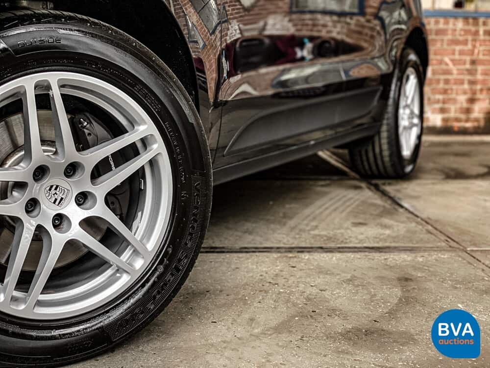 Porsche Macan 2.0 PDK 245hp 2021 -Warranty-.