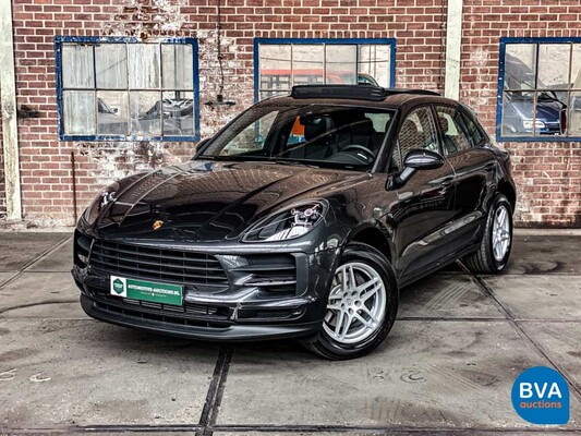 Porsche Macan 2.0 PDK 245 PS 2021 -Garantie-.