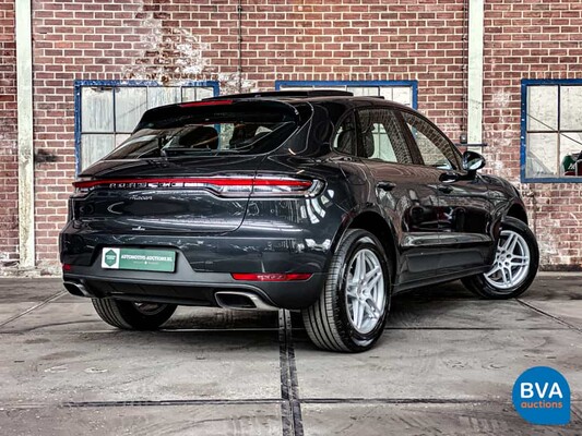 Porsche Macan 2.0 PDK 245 PS 2021 -Garantie-.