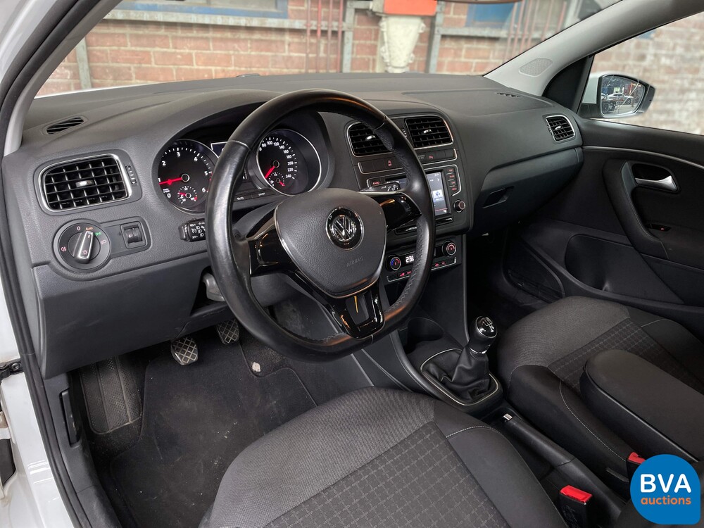 Volkswagen Polo 1.4 TDI 75hp 2015, ZR-315-R.