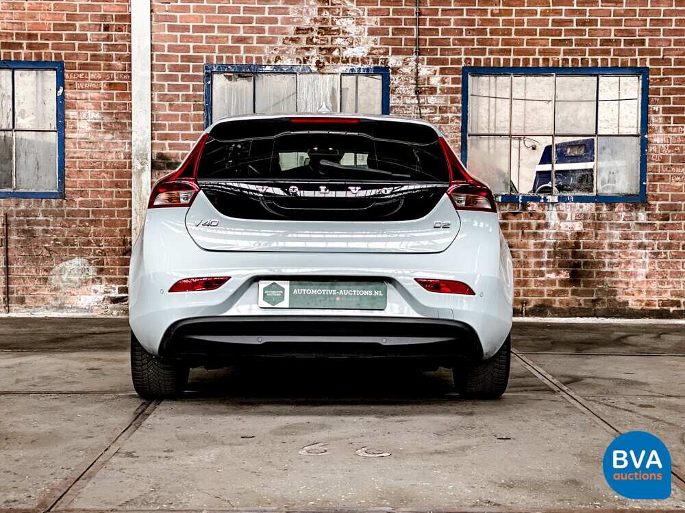 Volvo V40 1.6 D2 Kinetic 114pk 2013 -Original NL-, 1-SNX-70.