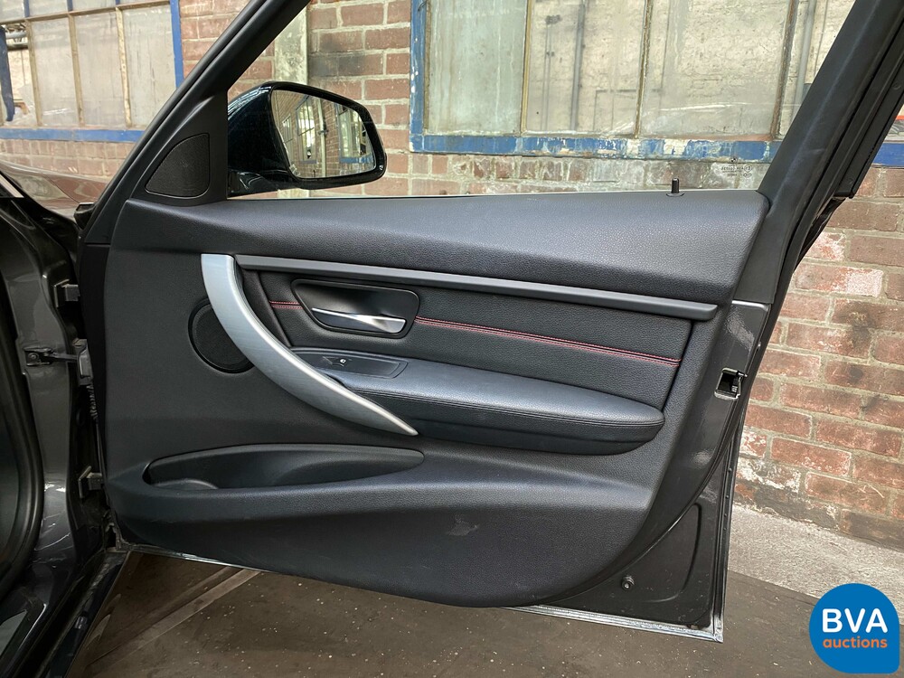 BMW ActiveHybrid 3 F30 335i 340hp 3-Series Sedan 2013.