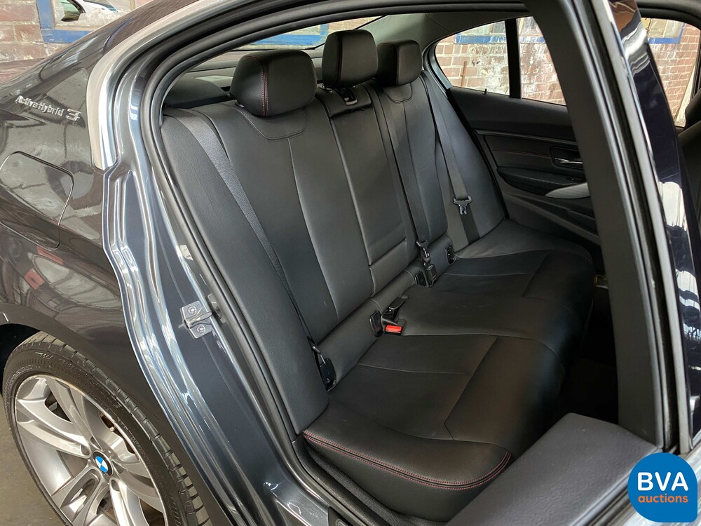 BMW ActiveHybrid 3 F30 335i 340hp 3-Series Sedan 2013.