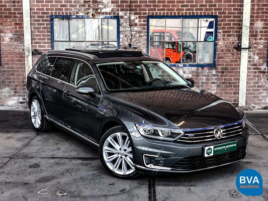 Volkswagen Passat Variante GTE 1.4 TSI 156pk 2016 -Original NL-, KN-074-R.