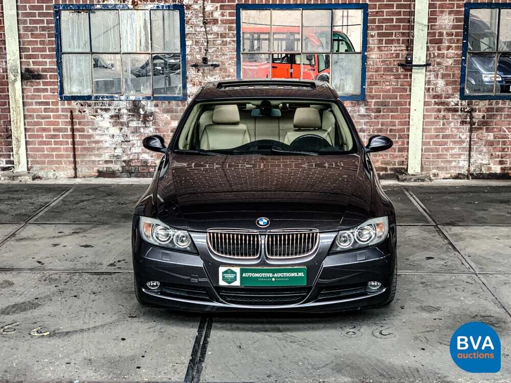 BMW 325i Sedan 3-Serie 218pk 2005 -Youngtimer-, H-054-ZB