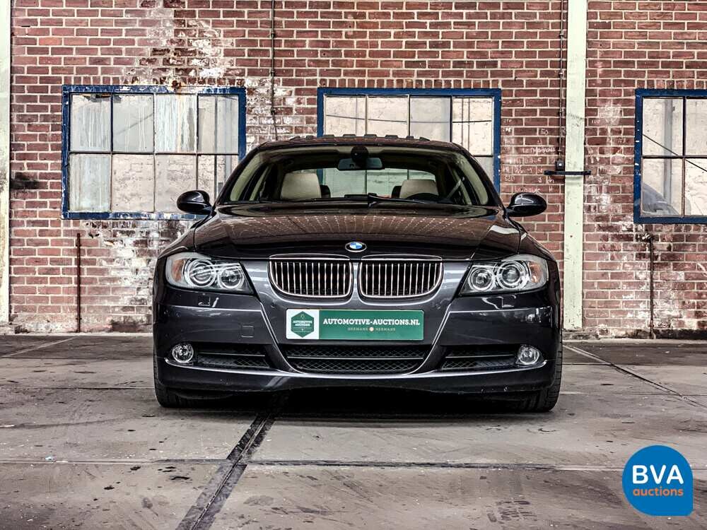 BMW 325i Sedan 3-Serie 218pk 2005 -Youngtimer-, H-054-ZB