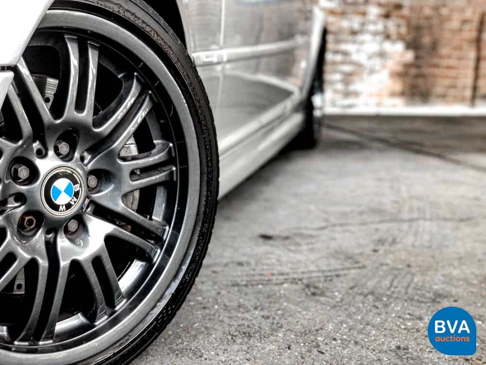 BMW M3 Coupe 3.2 343pk 3-Series Manual 2001 Youngtimer, 70-NL-BL.