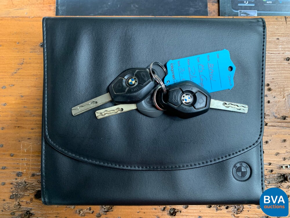 BMW M3 Coupe 3.2 343pk 3-Series Manual 2001 Youngtimer, 70-NL-BL.