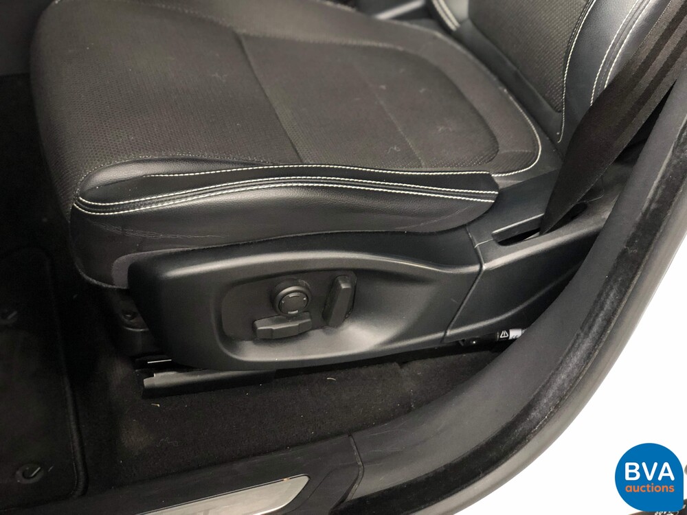 Jaguar F-Pace 20d Portfolio R-Sport 180pk 2016 -Original NL-, KR-430-X.