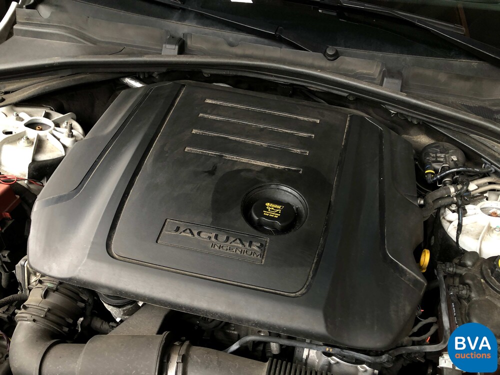 Jaguar F-Pace 20d Portfolio R-Sport 180pk 2016 -Original NL-, KR-430-X.