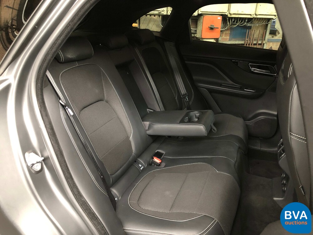 Jaguar F-Pace 20d Portfolio R-Sport 180pk 2016 -Original NL-, KR-430-X.